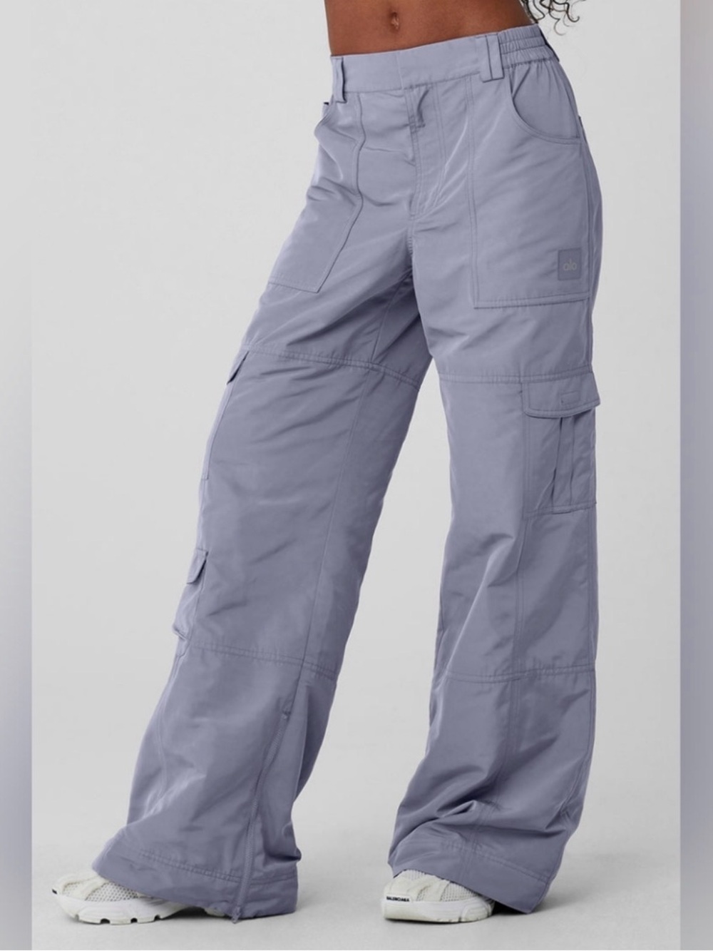ALO Yoga High-Waist Ski-Moto Puffer Pant in Fog (gray/purple hue)
